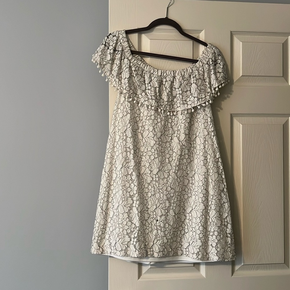 total vacation vibes with this off the shoulder dress!!